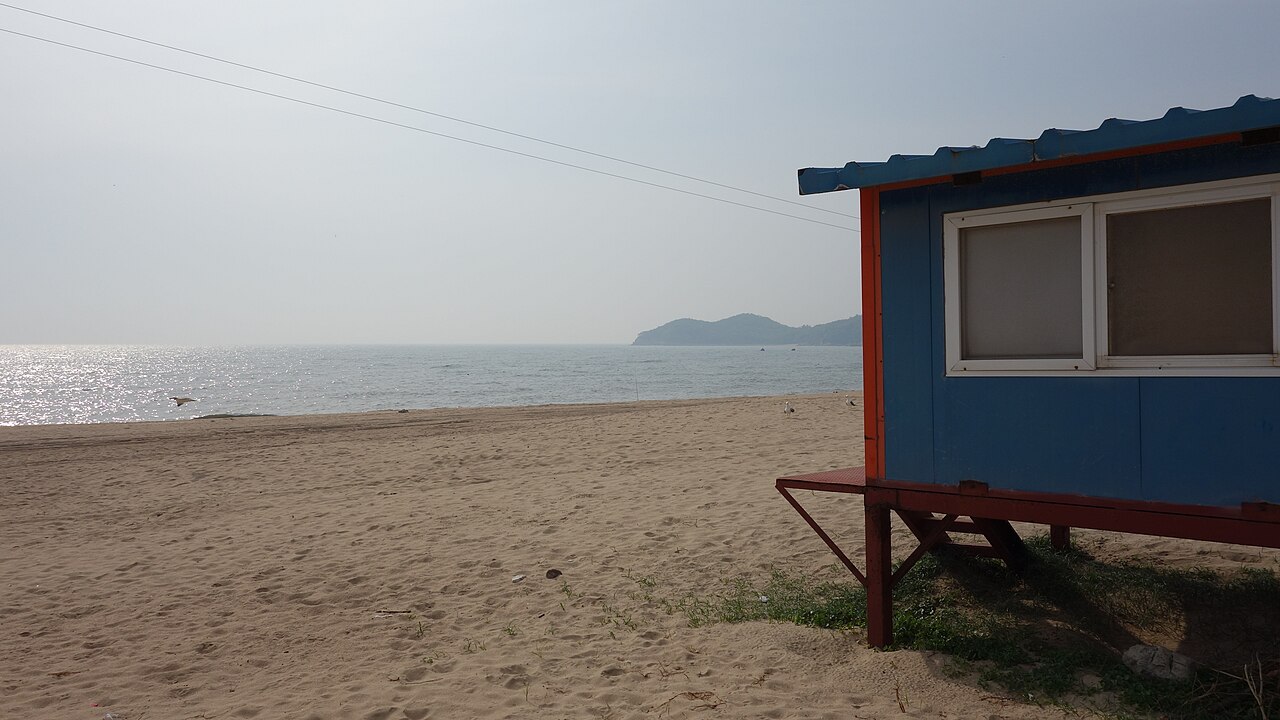 Cabanas on Hanagae Beach on Muuido Island near Incheon Airport