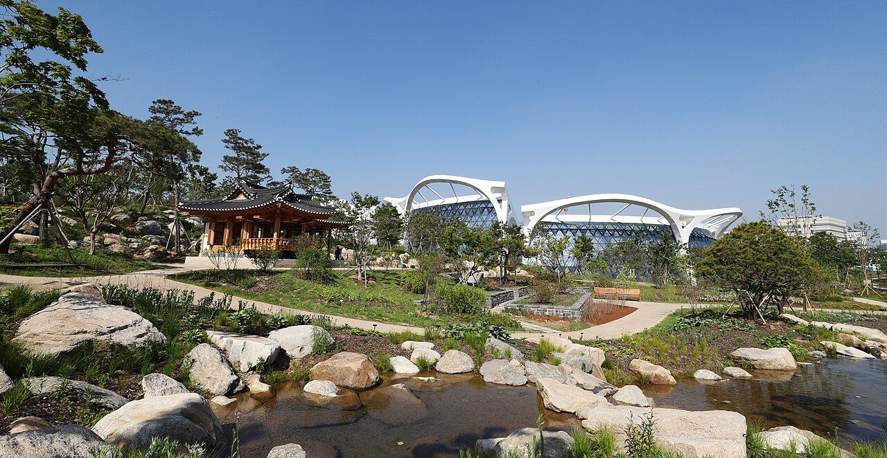 Gardens and greenhouse at Seoul Botanic Park